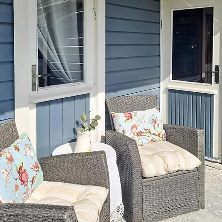 Feriehus 2 Bedroom Cozy In Skodje