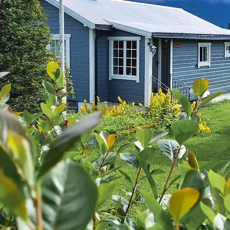 2 Bedroom Cozy In Holiday home