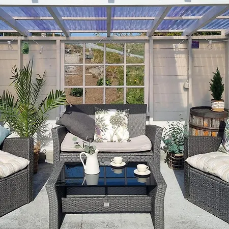 2 Bedroom Cozy In * Skodje