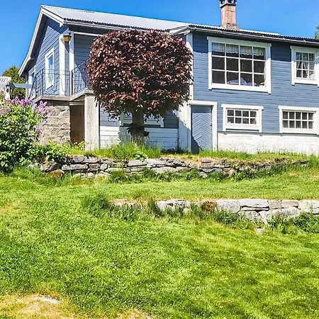 2 Bedroom Cozy In *