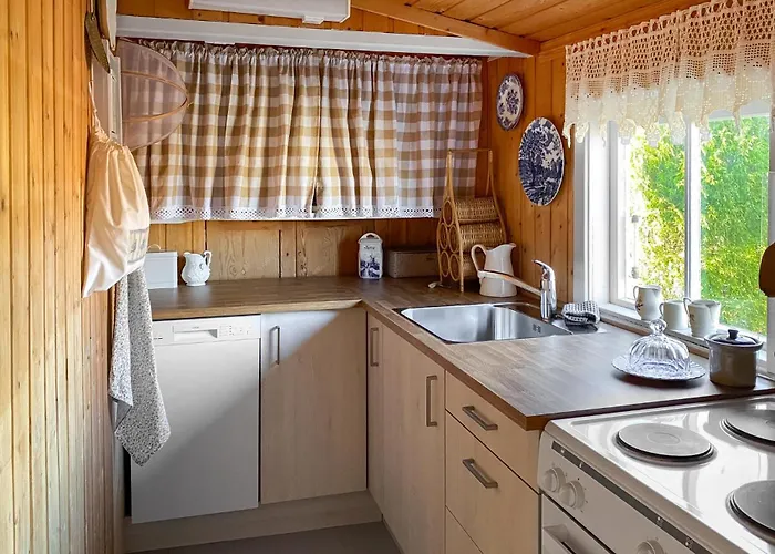 בית נופש 2 Bedroom Cozy In