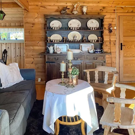 2 Bedroom Cozy In Casa de Férias *